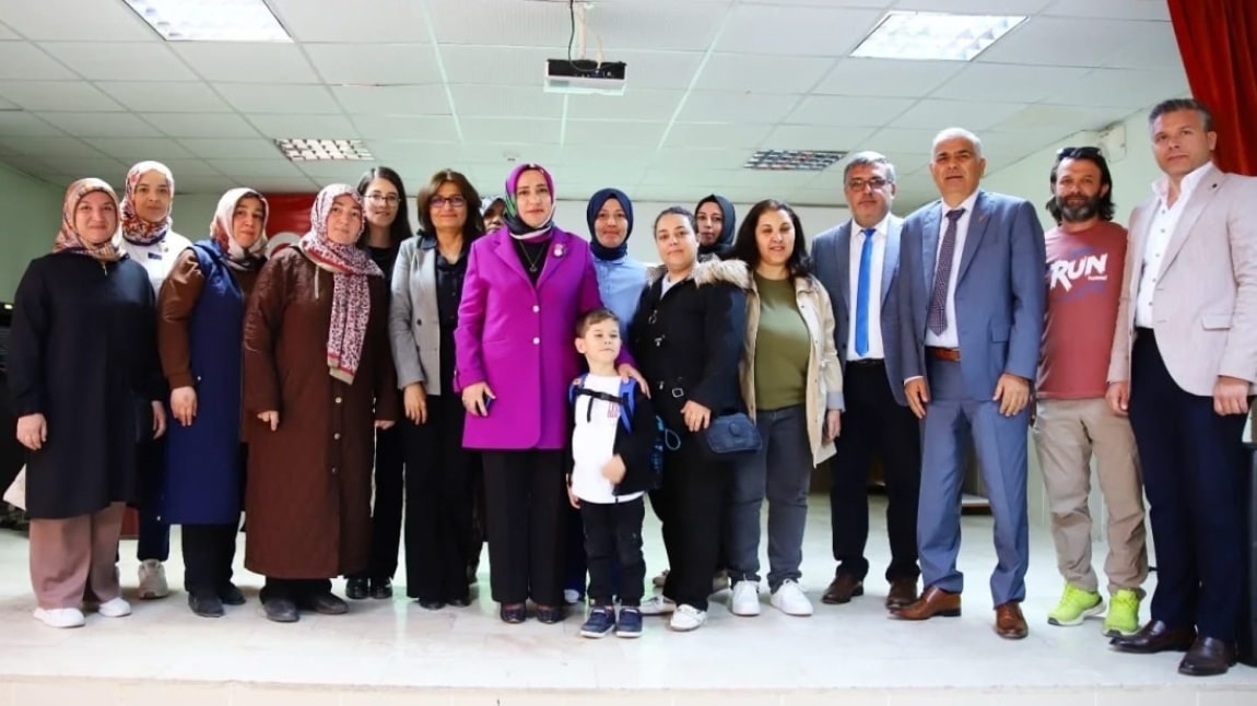 İl Milli Eğitim Müdürümüz Sn. Elif ÖZBEK 